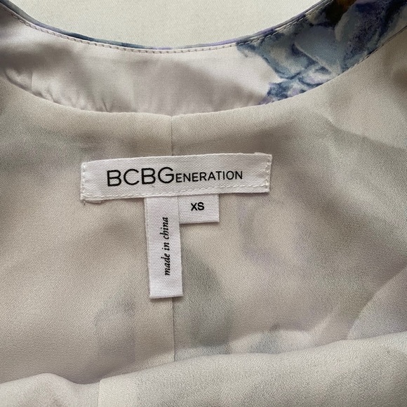 BCBGeneration Dress - Purple Floral Pattern - Picture 4 of 7